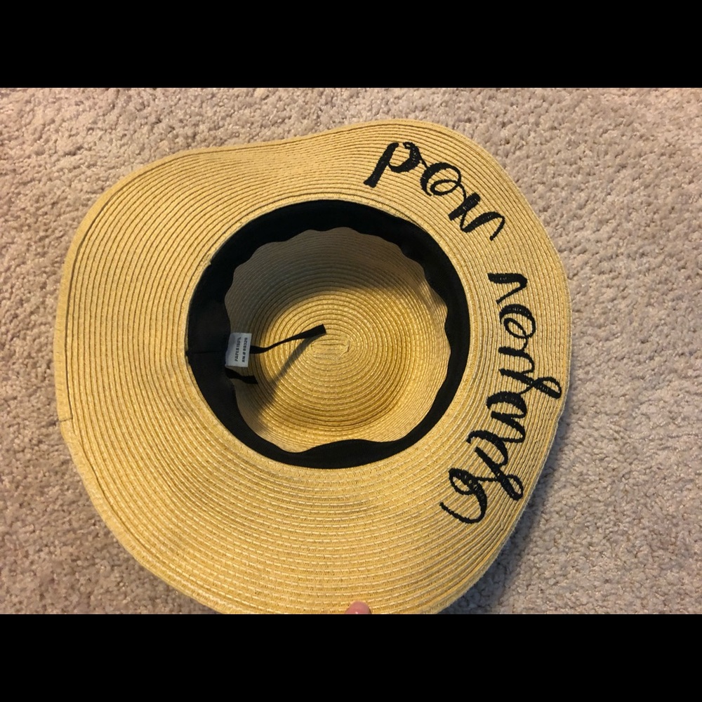 Hat - Picture 3 of 3